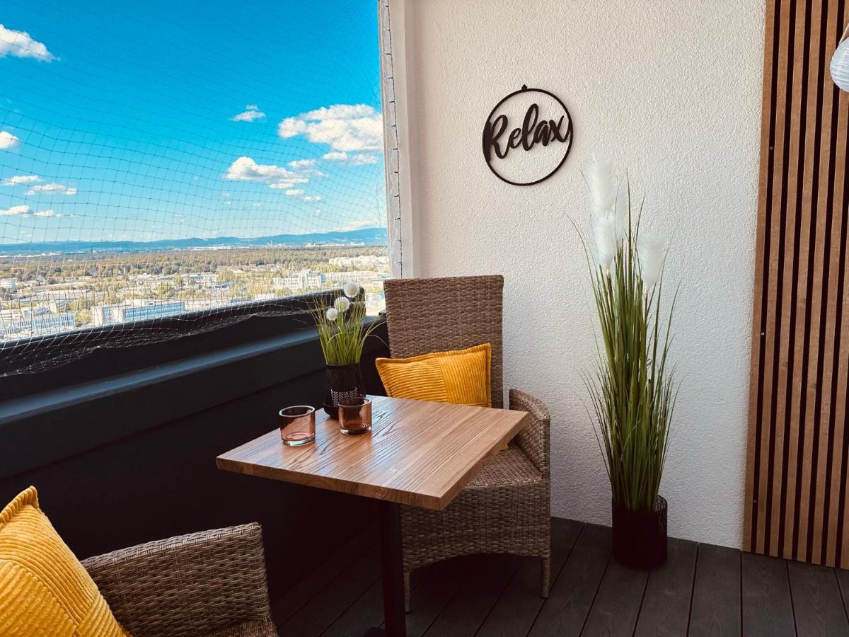Fewo Sky21 * Langen Exklusives Appartment Vollausstattung / Zentrale Lage *Neu* Exterior foto